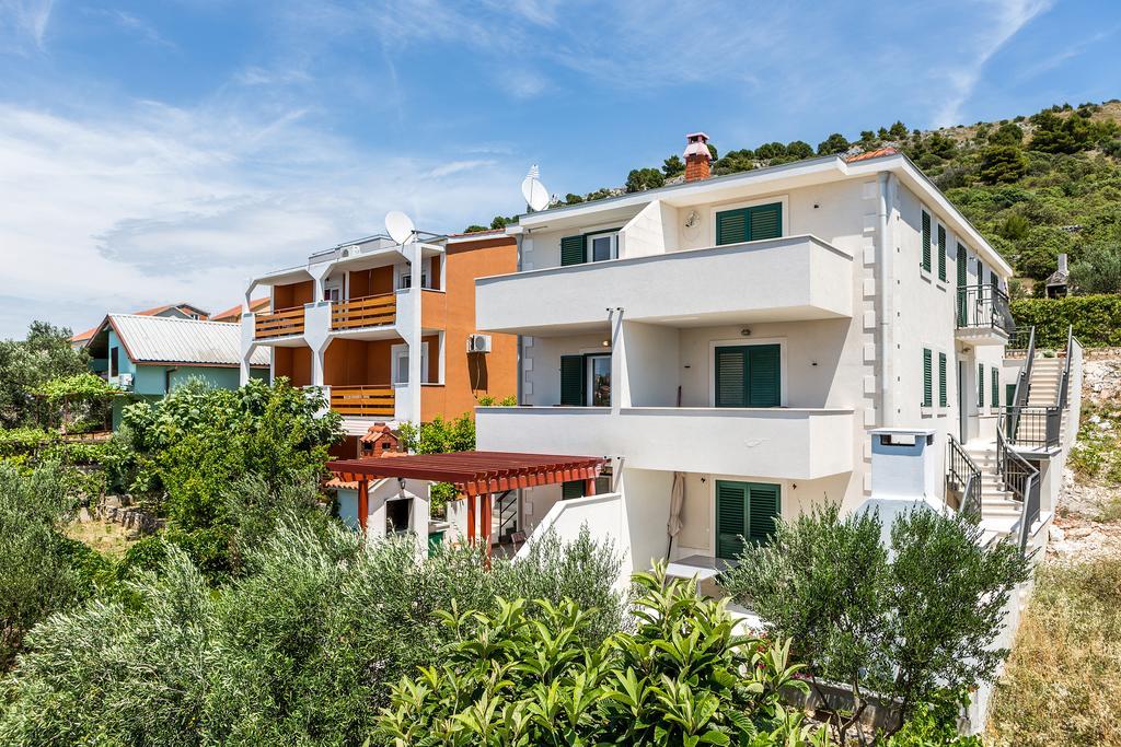 Apartments Oleandar 罗戈兹尼察 客房 照片